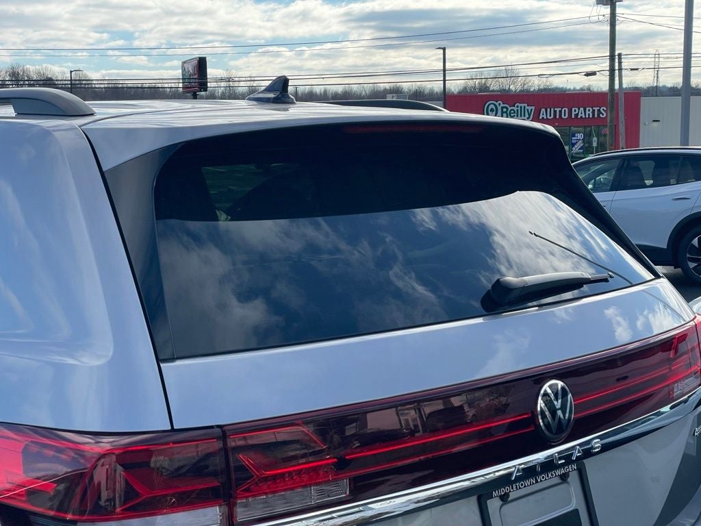 2025 Volkswagen Atlas 2.0T SE w/Technology