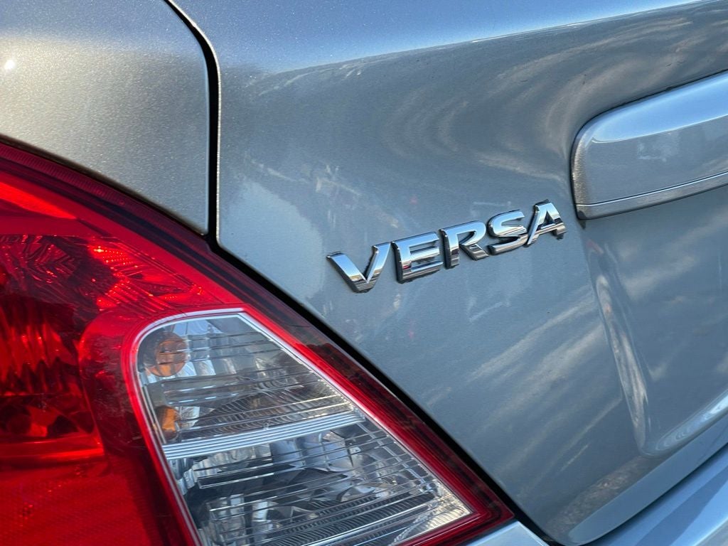 2014 Nissan Versa 1.6 S