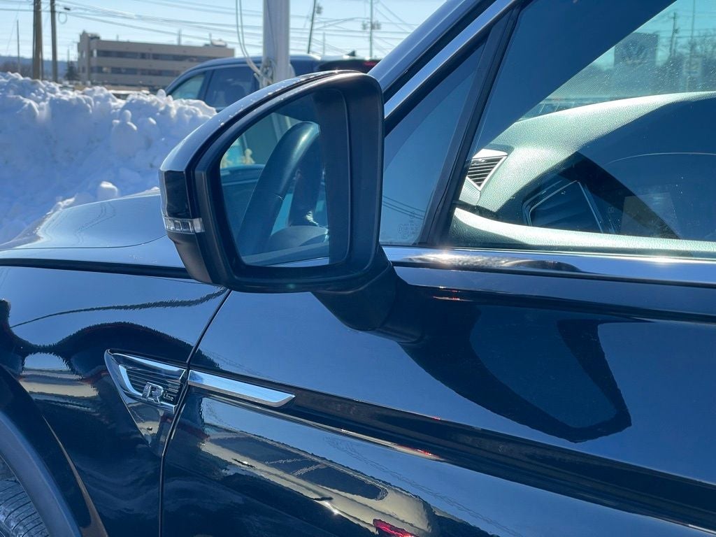 2021 Volkswagen Tiguan 2.0T SEL Premium R-Line