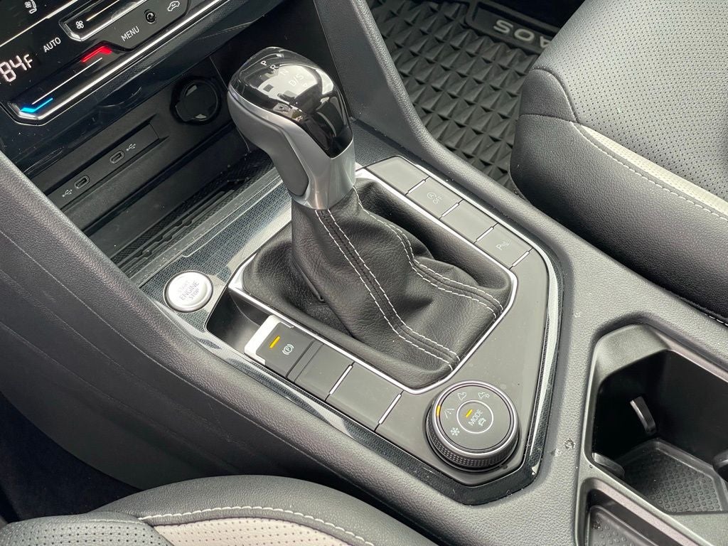 2025 Volkswagen Taos 1.5T SEL