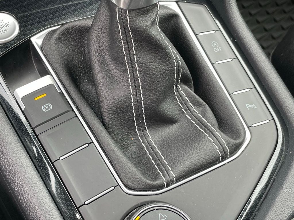 2025 Volkswagen Taos 1.5T SEL