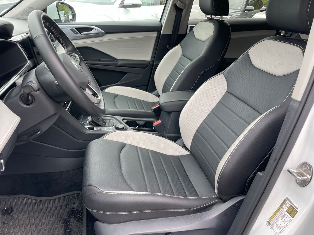 2025 Volkswagen Taos 1.5T SEL