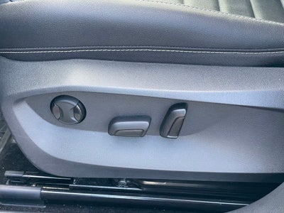 2024 Volkswagen Taos 1.5T SEL