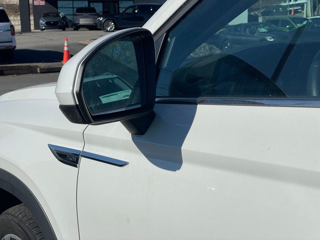 2024 Volkswagen Taos 1.5T SE