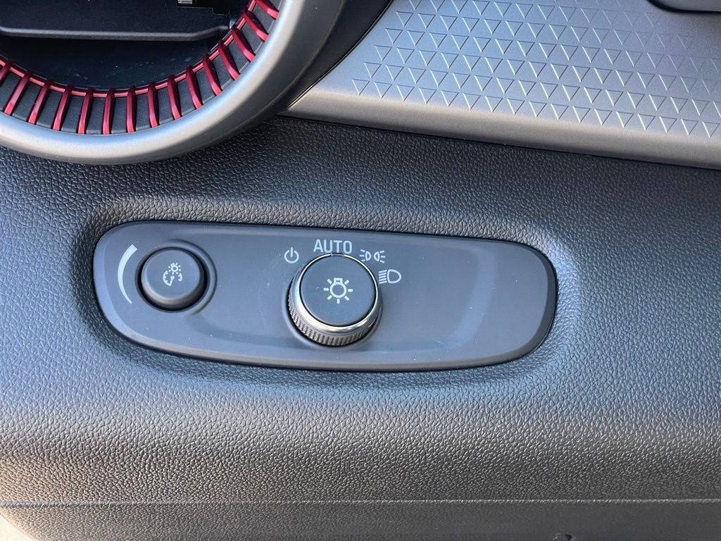 2025 Chevrolet Trax 1RS