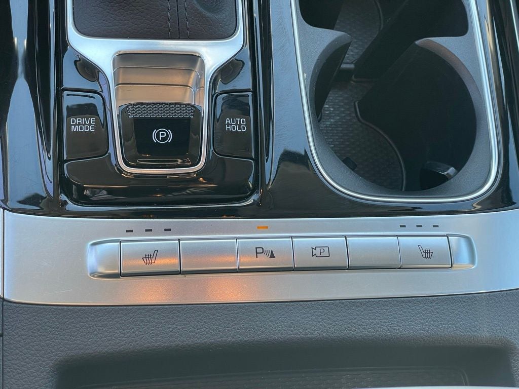 2024 Kia Carnival EX