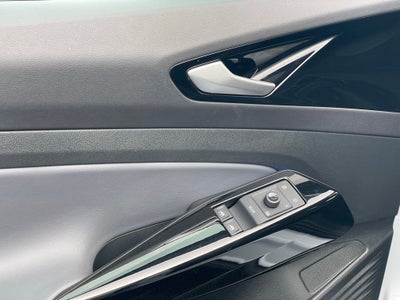 2022 Volkswagen ID.4 Pro