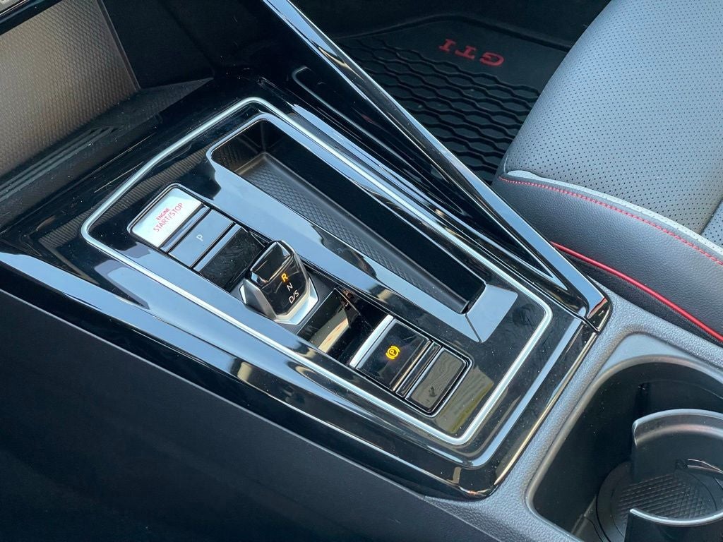 2025 Volkswagen Golf GTI 2.0T SE