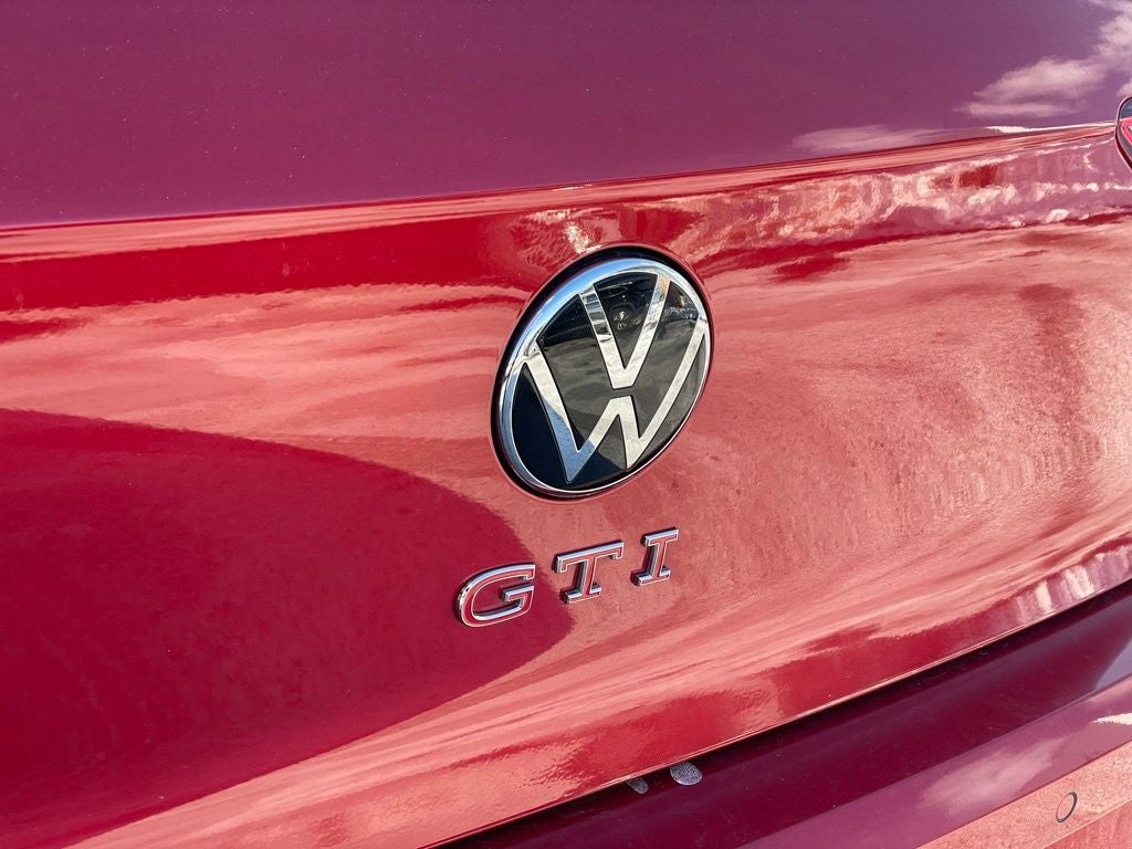 2025 Volkswagen Golf GTI 2.0T SE
