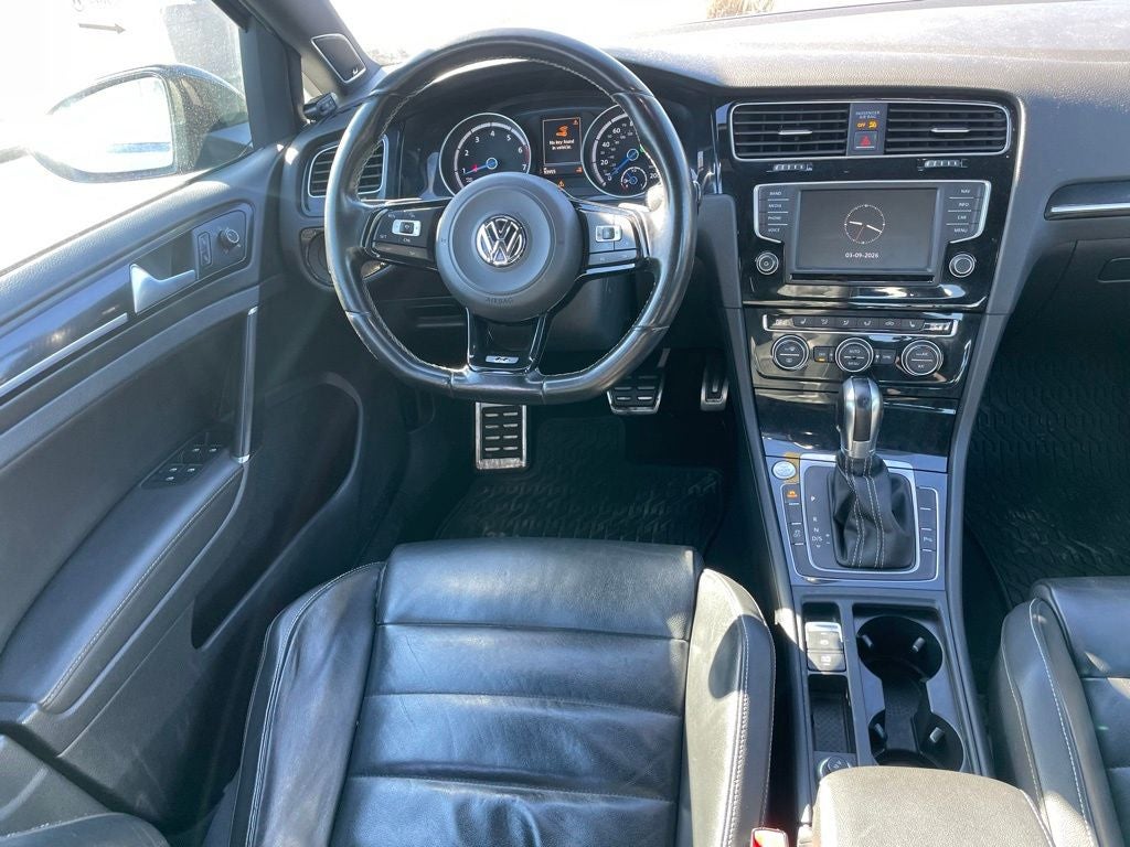 2017 Volkswagen Golf R Base 4Motion