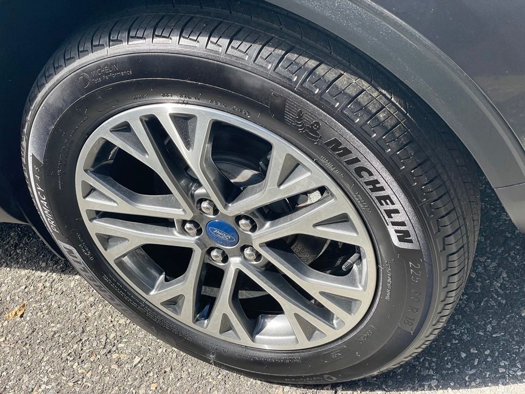 2020 Ford Escape SEL
