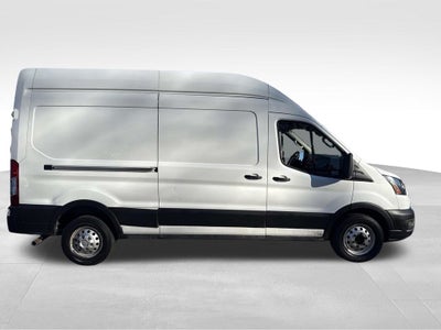 2022 Ford Transit-250 Base