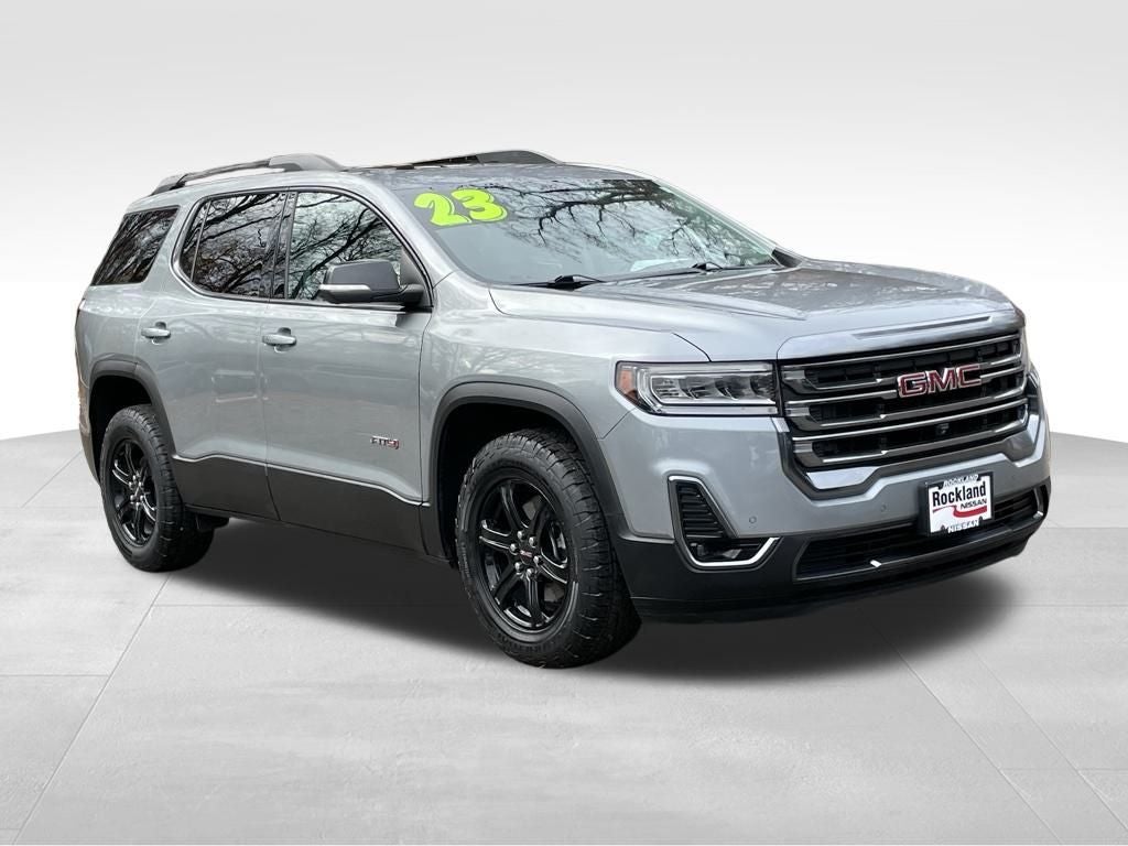 2023 GMC Acadia AT4