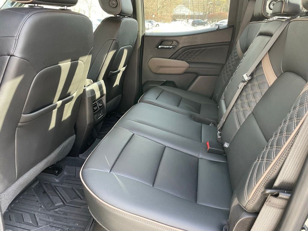 2023 GMC Canyon Denali