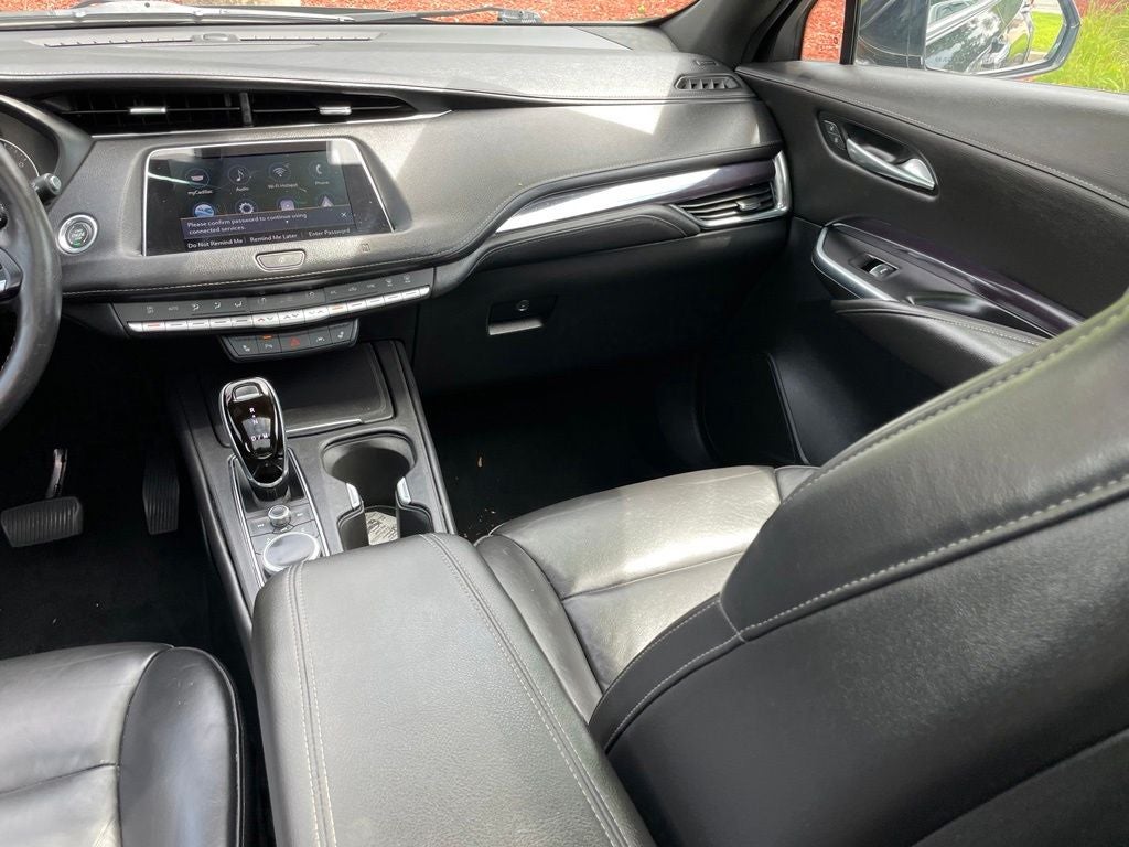 2021 Cadillac XT4 Luxury