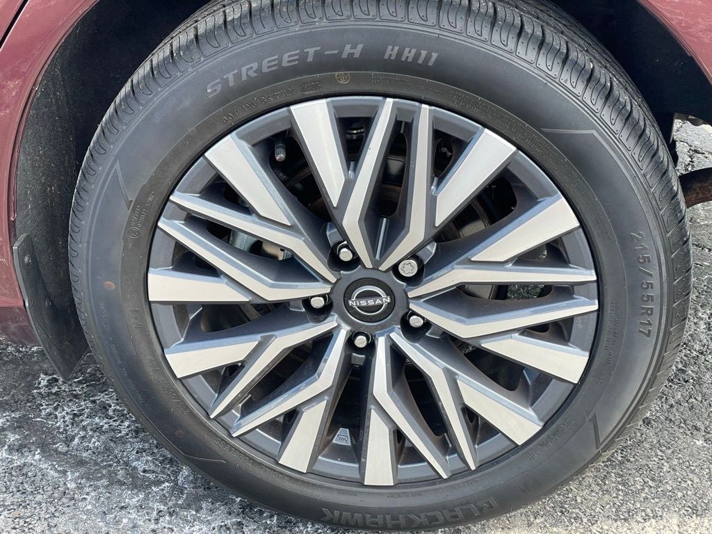 2024 Nissan Altima 2.5 SV