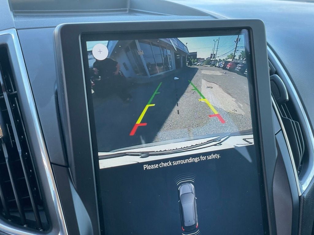 2022 Ford Edge Titanium