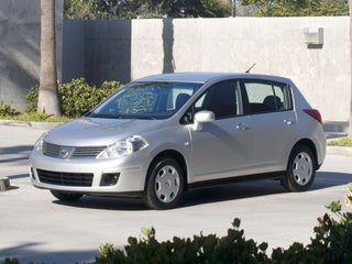 2011 Nissan Versa 1.8 S