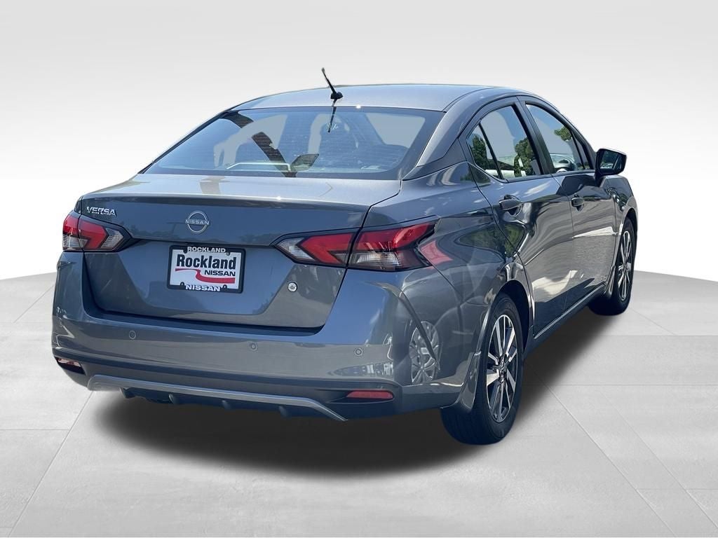 2024 Nissan Versa 1.6 S S Plus package