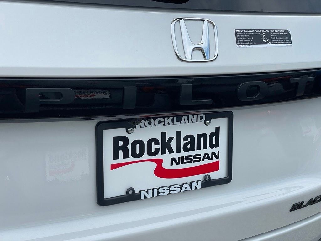 2025 Honda Pilot Black Edition