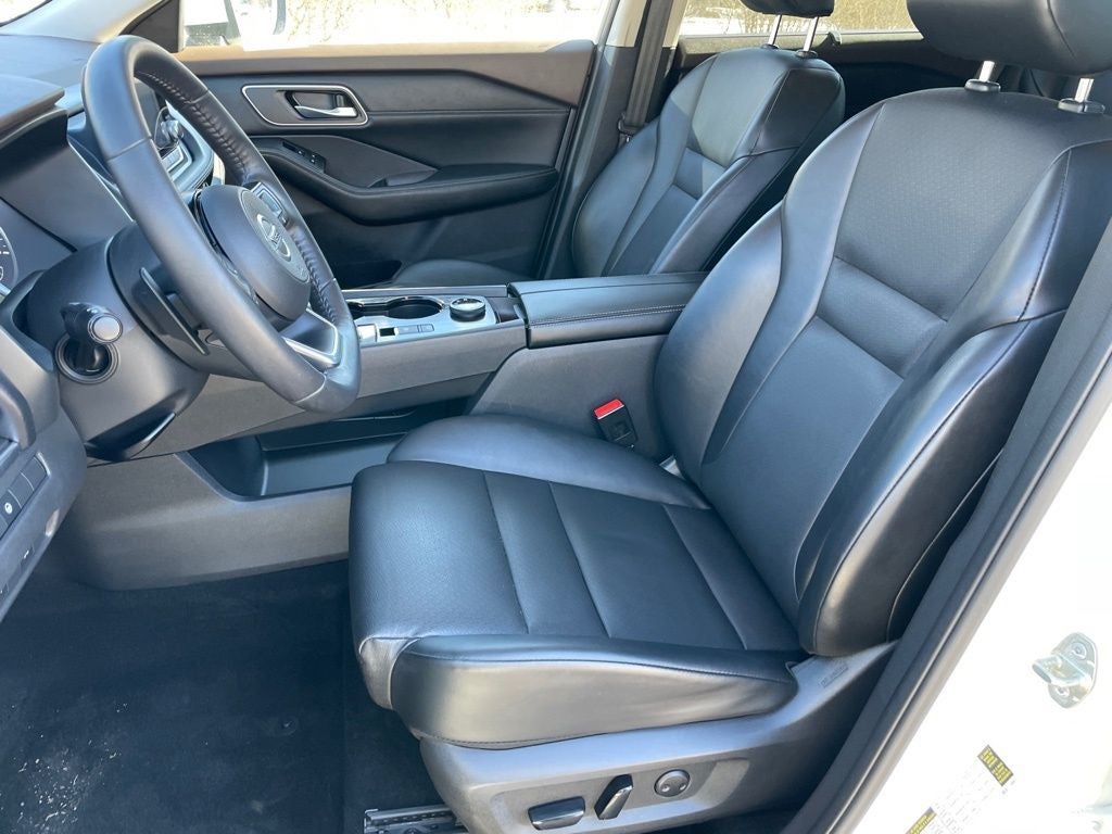 2023 Nissan Rogue SV Prem