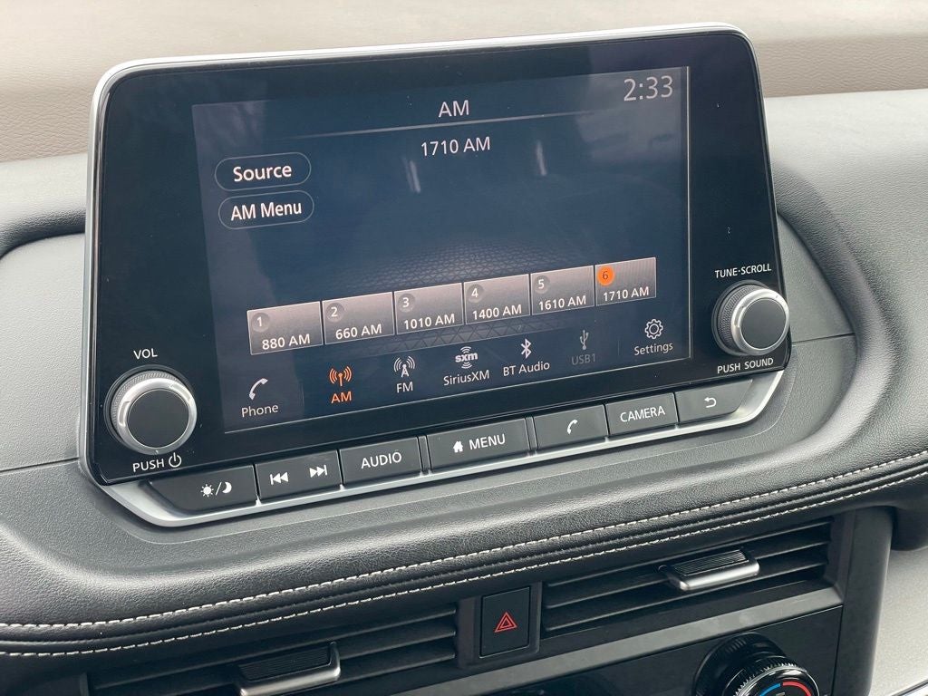 2023 Nissan Rogue SV Cloth Seating