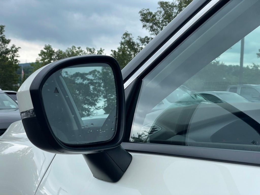 2023 Nissan Rogue SV Premium