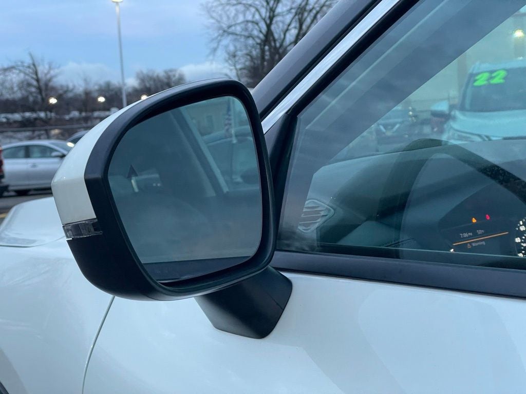 2023 Nissan Rogue SV Premium