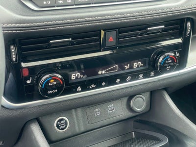 2023 Nissan Rogue SV Premium