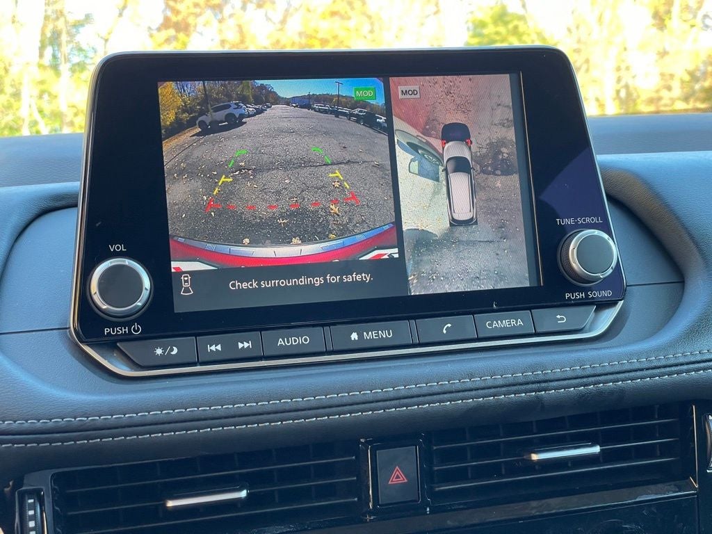 2022 Nissan Rogue SV Cloth Seating