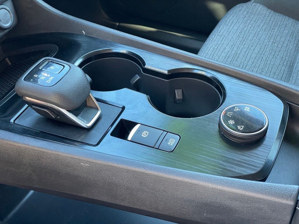 2022 Nissan Rogue SV Cloth Seating