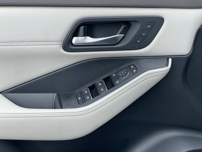 2023 Nissan Rogue SL Premium