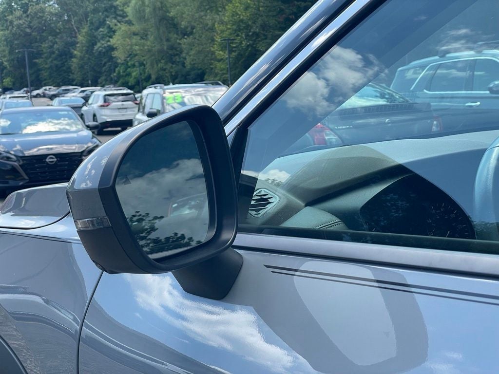 2023 Nissan Rogue SL Premium