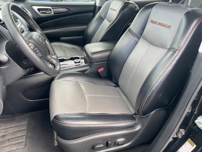2020 Nissan Pathfinder SL