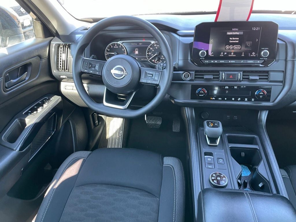 2024 Nissan Pathfinder S