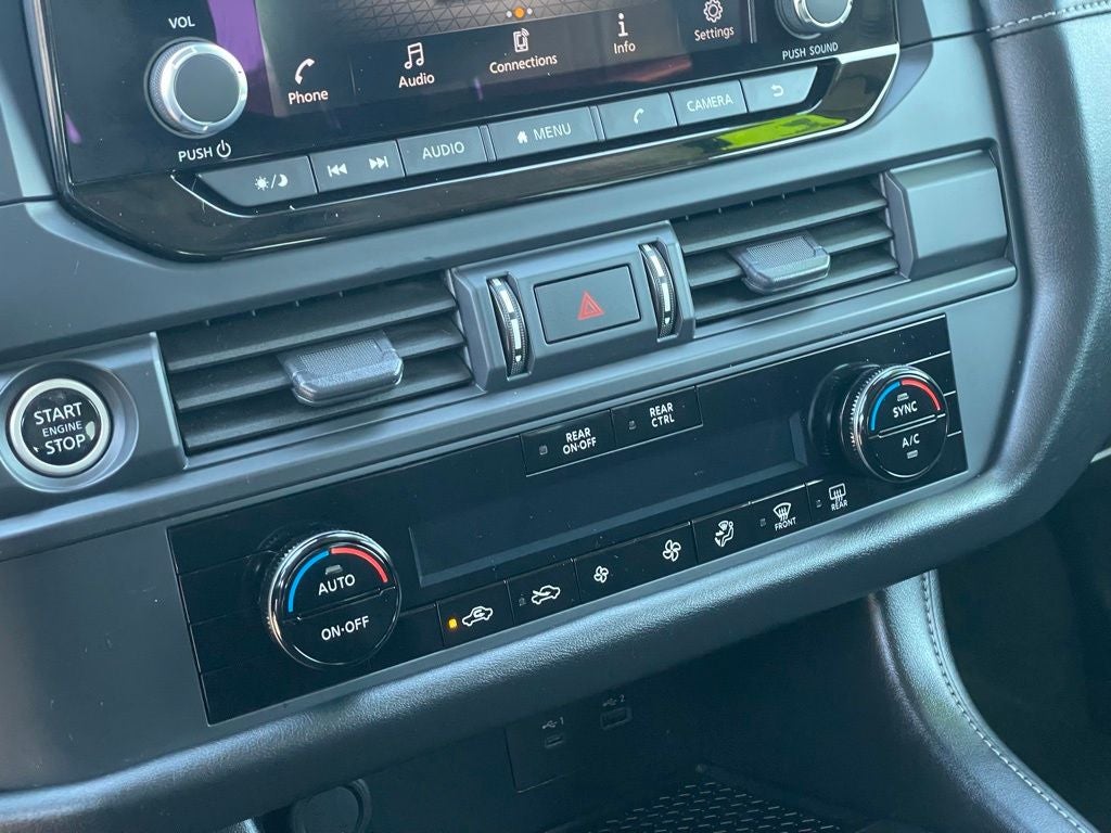 2024 Nissan Pathfinder S