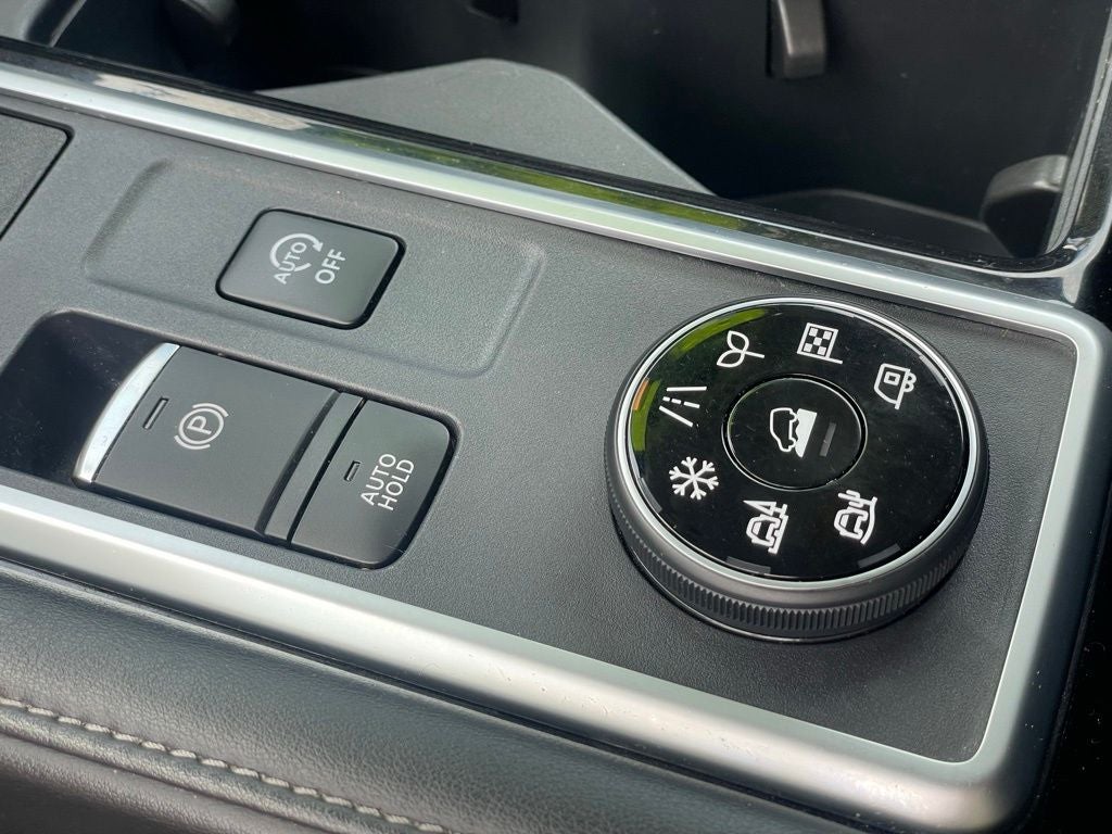 2022 Nissan Pathfinder S