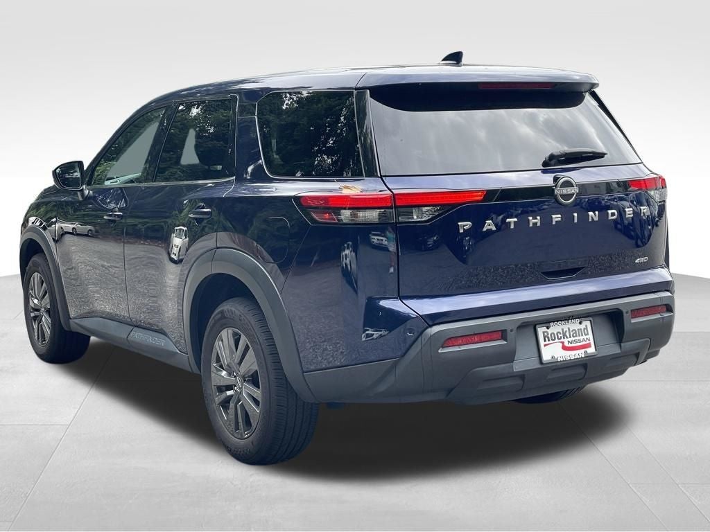 2022 Nissan Pathfinder S