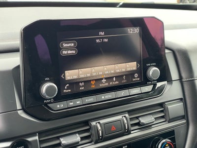 2025 Nissan Pathfinder S