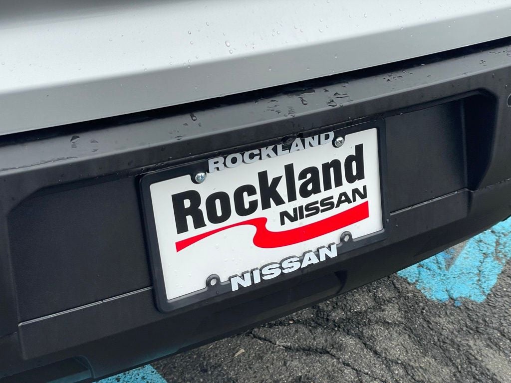 2025 Nissan Pathfinder S