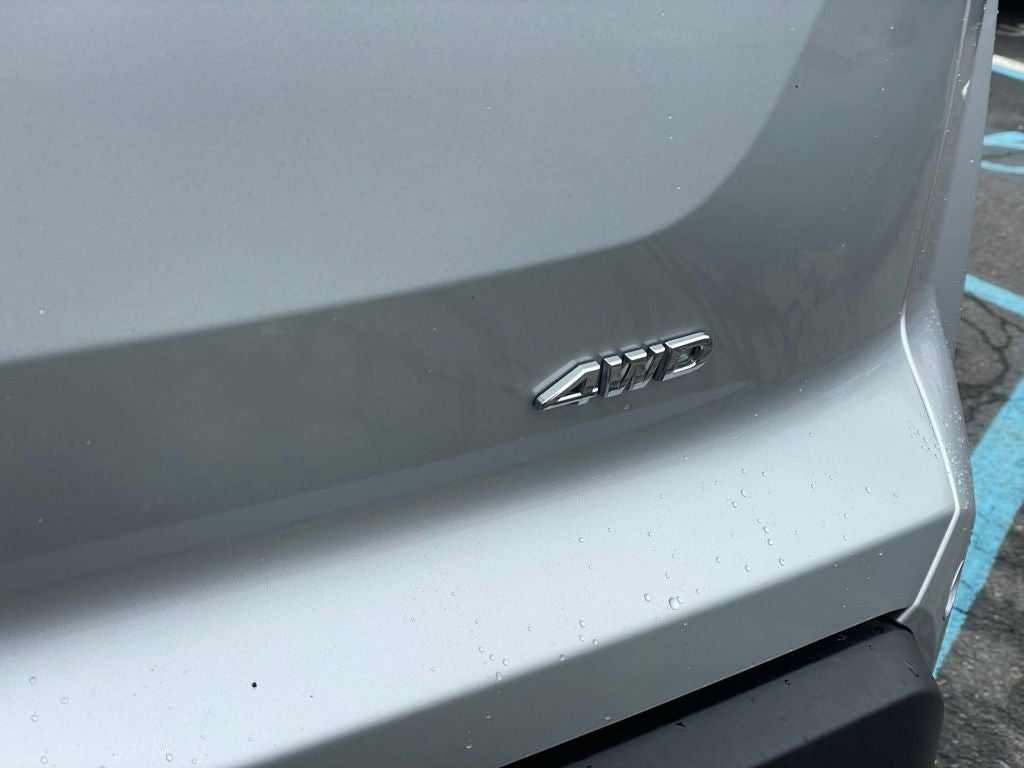 2025 Nissan Pathfinder S