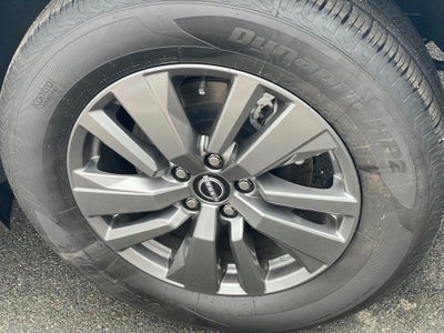 2025 Nissan Pathfinder S