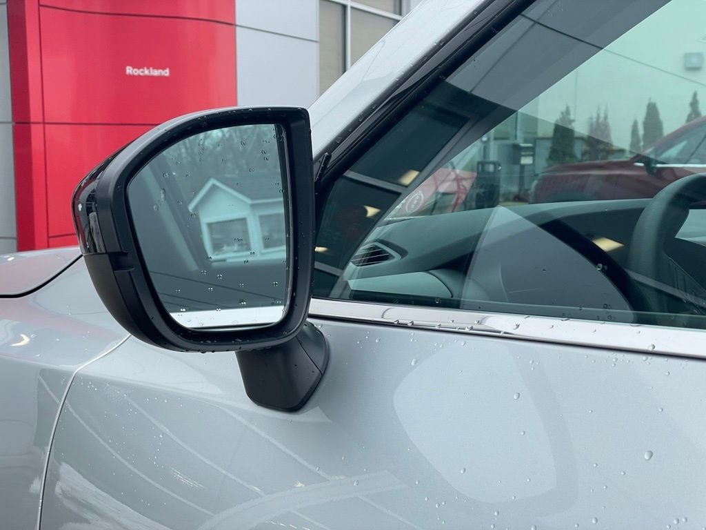 2025 Nissan Pathfinder S