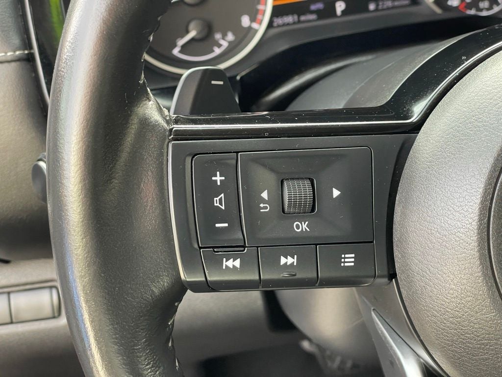 2023 Nissan Pathfinder SL Premium