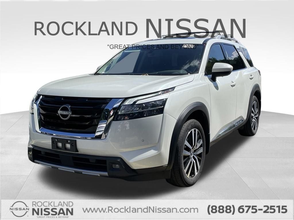 2023 Nissan Pathfinder Platinum