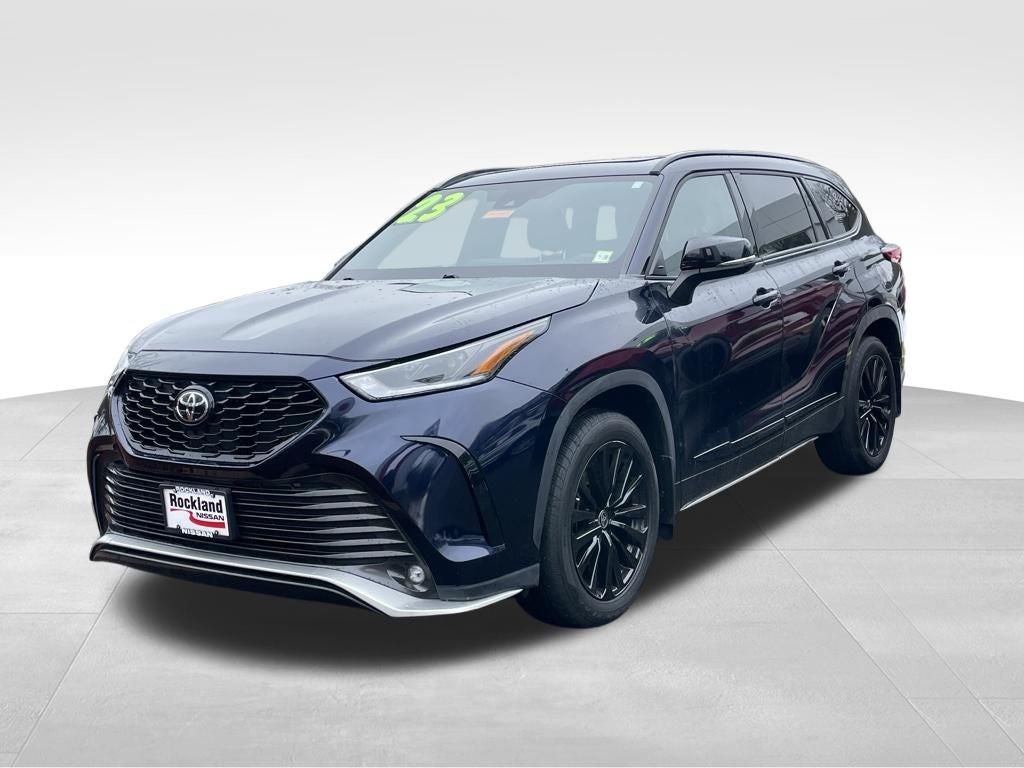 2023 Toyota Highlander Base