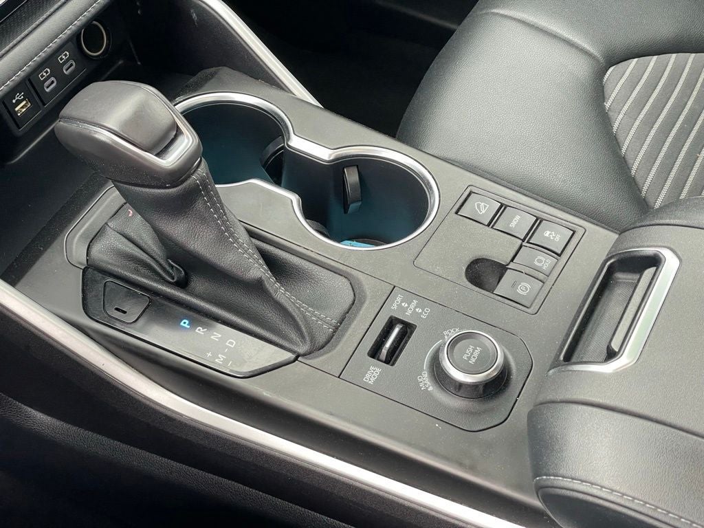 2023 Toyota Highlander Base