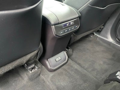 2023 Toyota Highlander Base