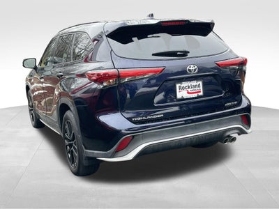 2023 Toyota Highlander Base