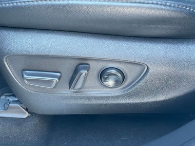 2023 Toyota Highlander Base